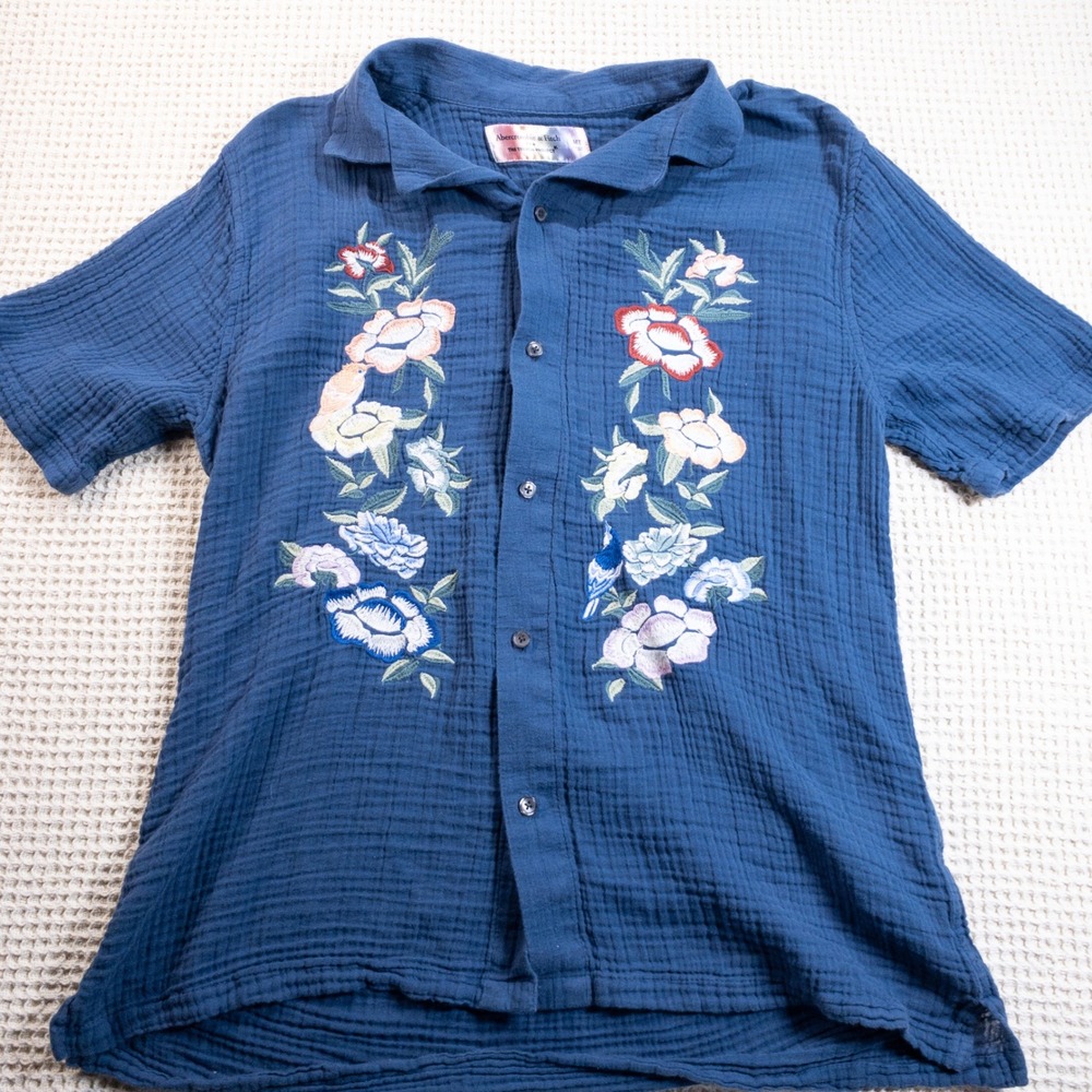 Abercrombie & Fitch Trevor Project Blue Gauze Floral Embroidered Shirt Mens MT